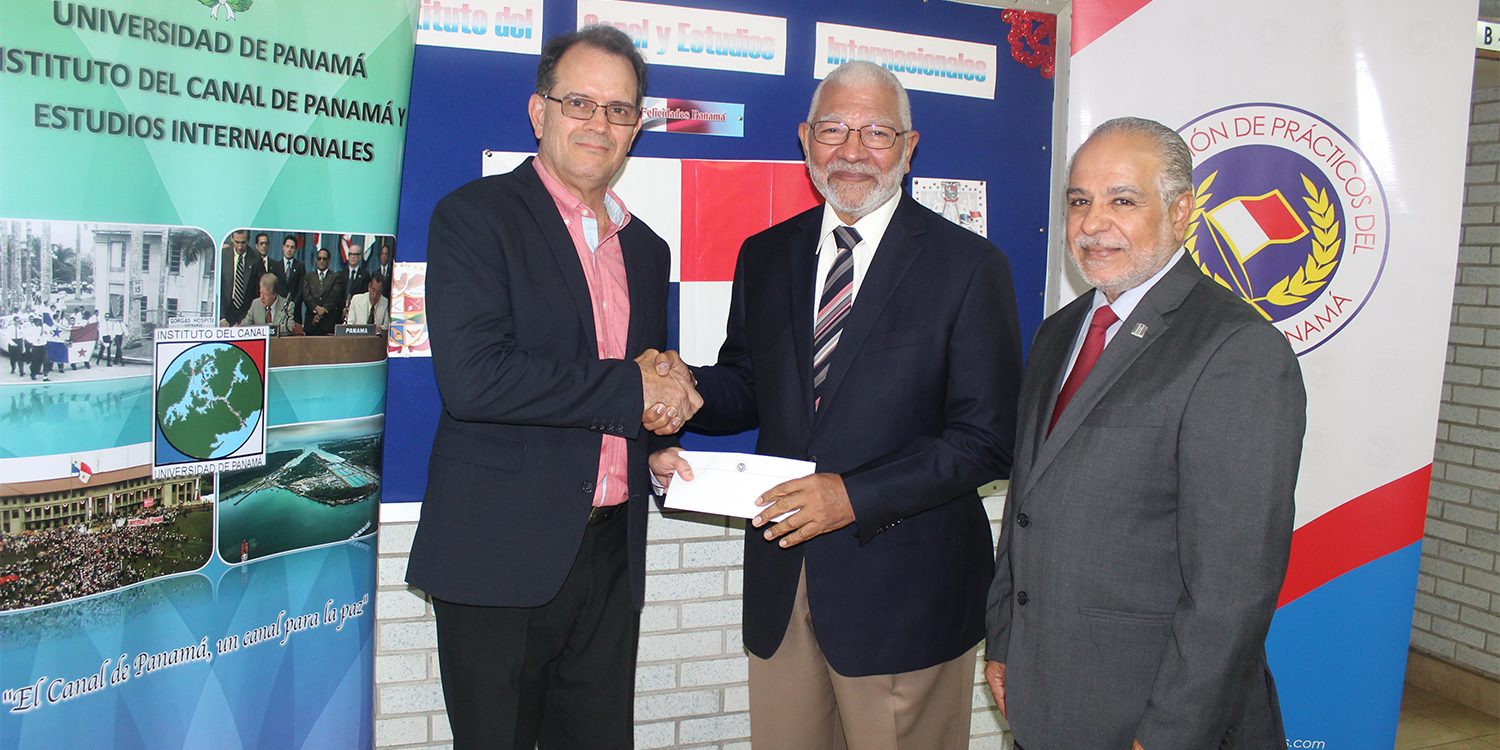 Prácticos del Canal de Panamá comprometidos con la educación y la promoción de la historia canalera